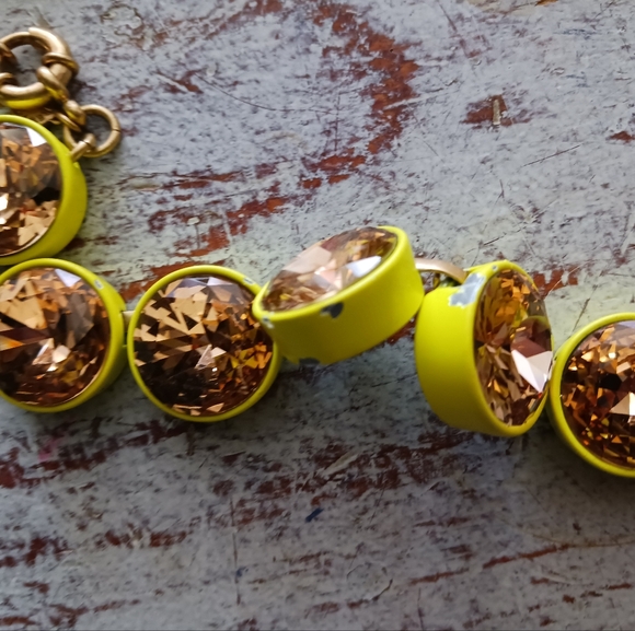 Vintage J. Crew Chain Bezel Citrine Brulee ,neon Green , Rhinestones Necklace - Picture 7 of 8